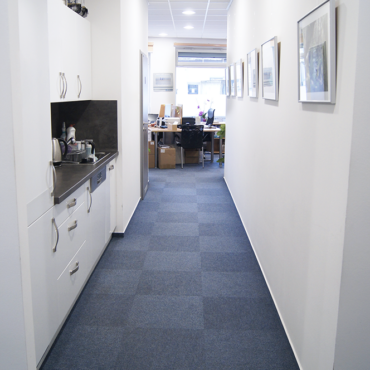 Chodbička s kuchyňkou - je libo kávu nebo vodu?